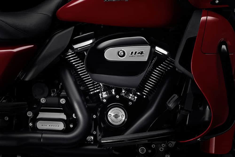 harley-davidson-touring-road-glide-limited_feature1
