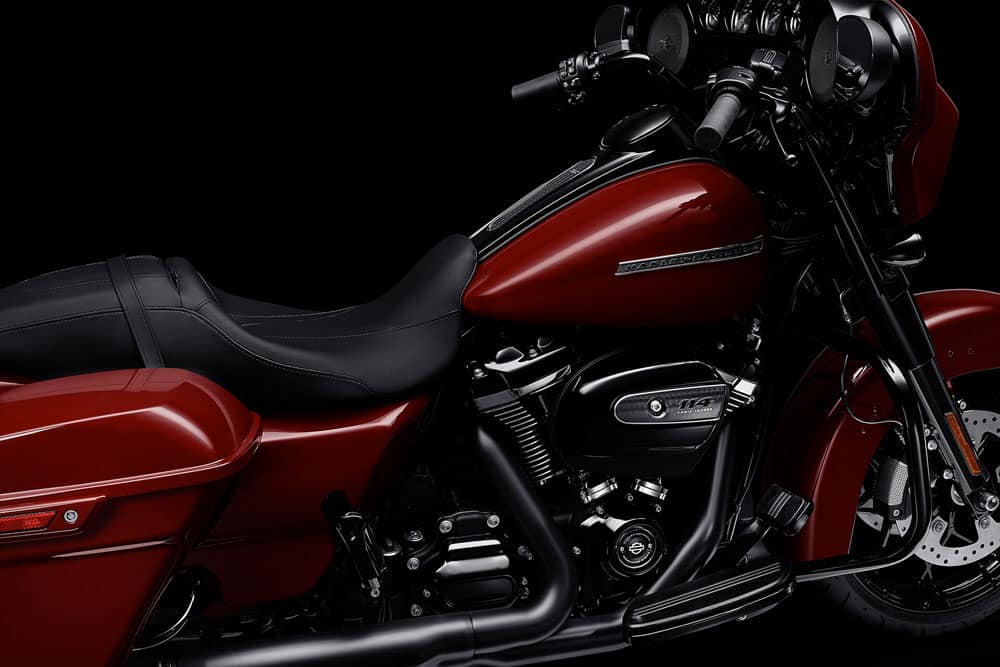harley-davidson-touring-street-glide-special_feature3
